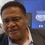 Richard Carapaz escala puestos en el Tirreno Adriático